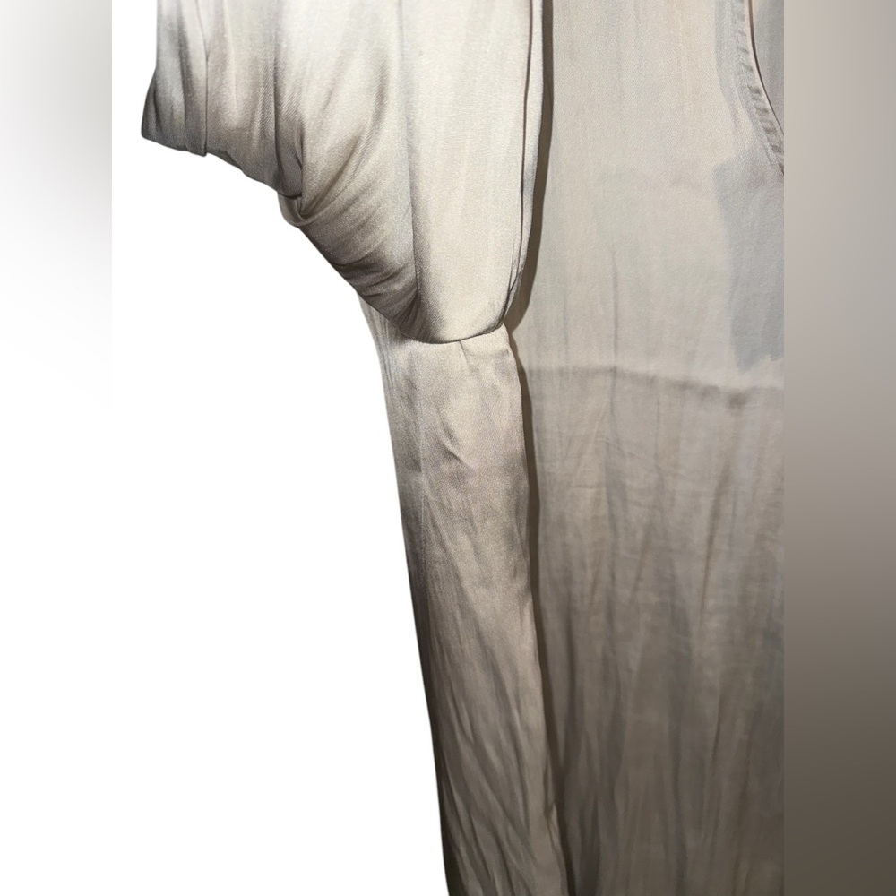 Banana Republic Women Satin Smocked Tie-Neck Blouse Silver Champagne Size XL - Picture 3 of 10